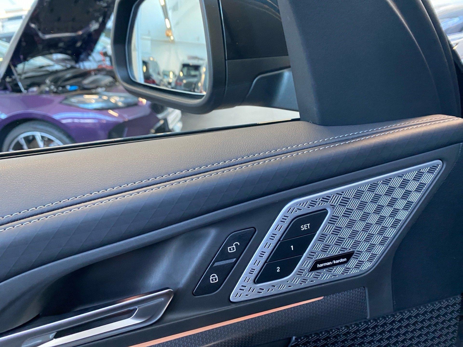 BMW iX2 – Bild 10