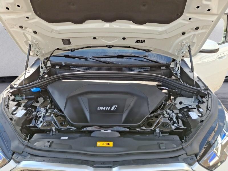 BMW iX2 – Bild 25