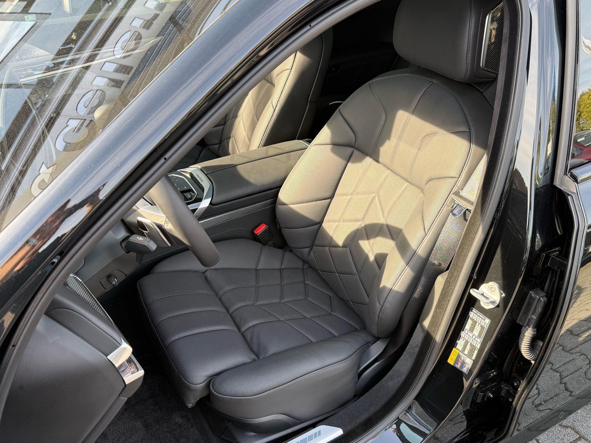 BMW i7 – Bild 30