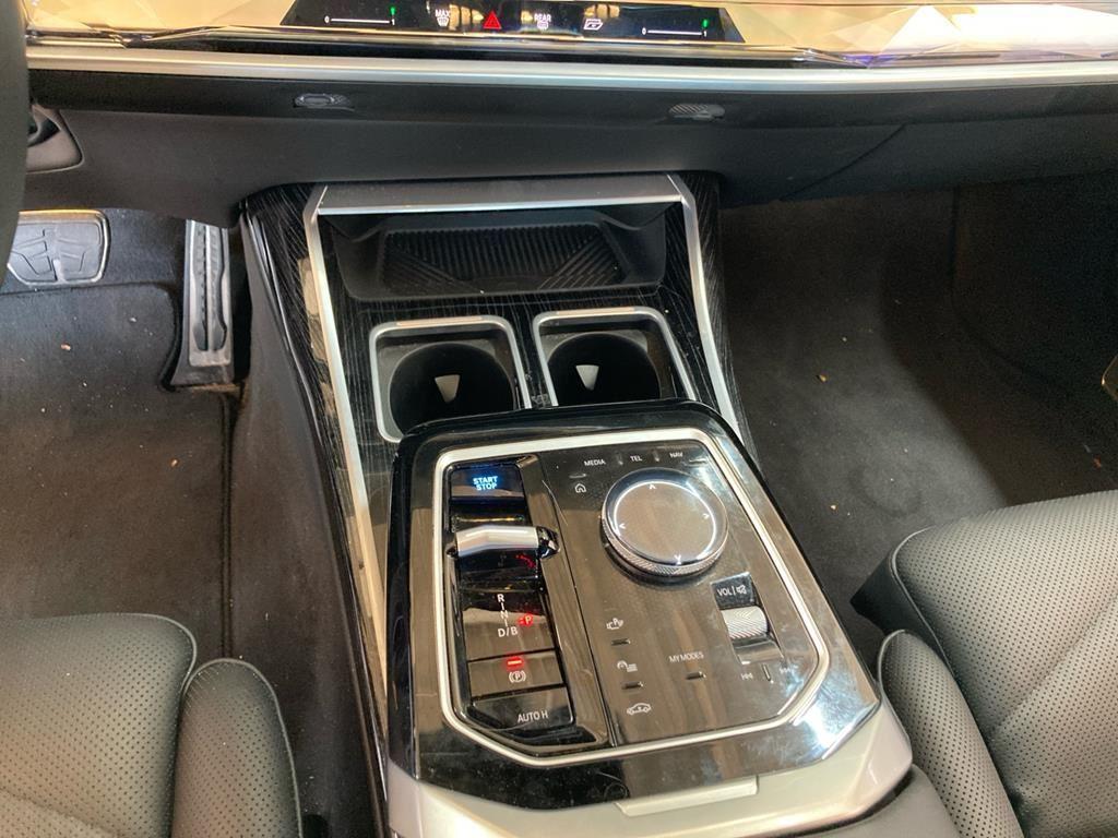 BMW i7 – Bild 16