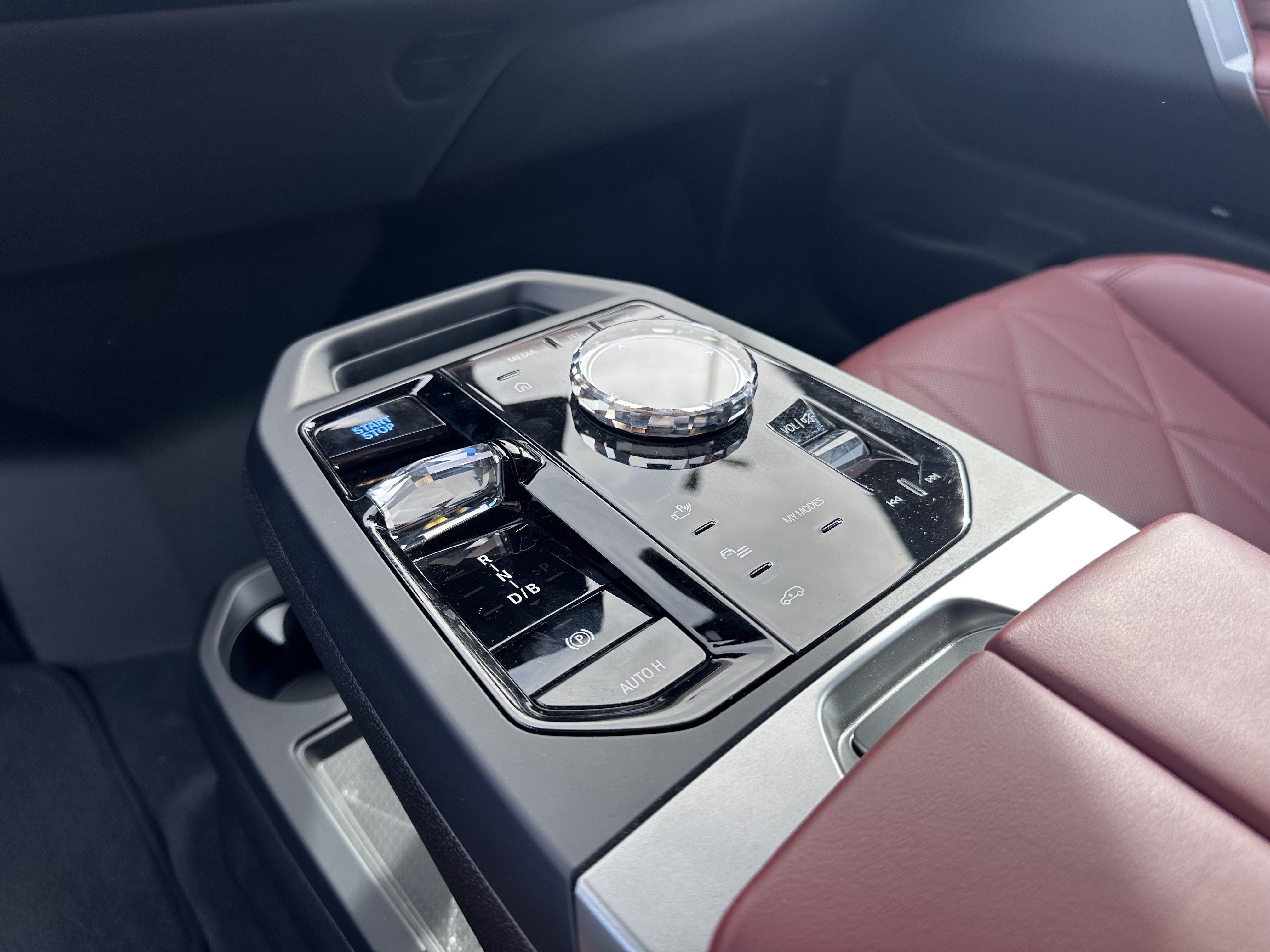 BMW iX – Bild 7