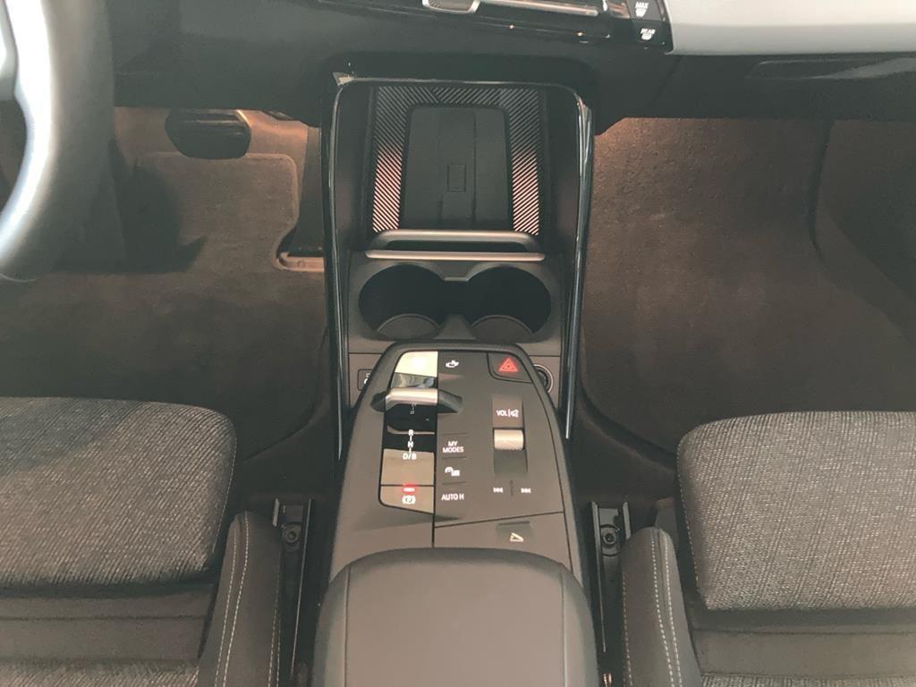 BMW iX1 – Bild 8