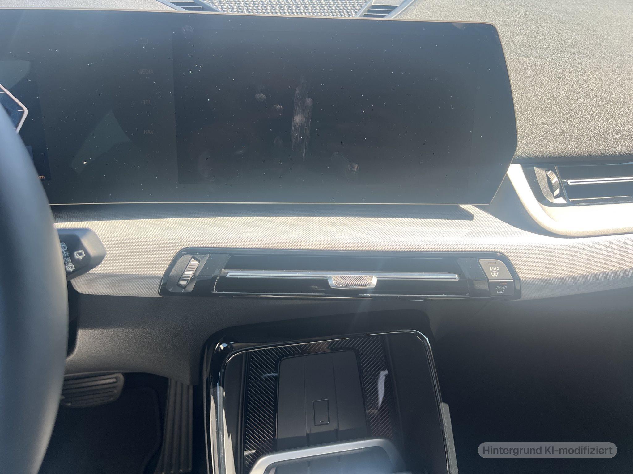 BMW iX1 – Bild 10
