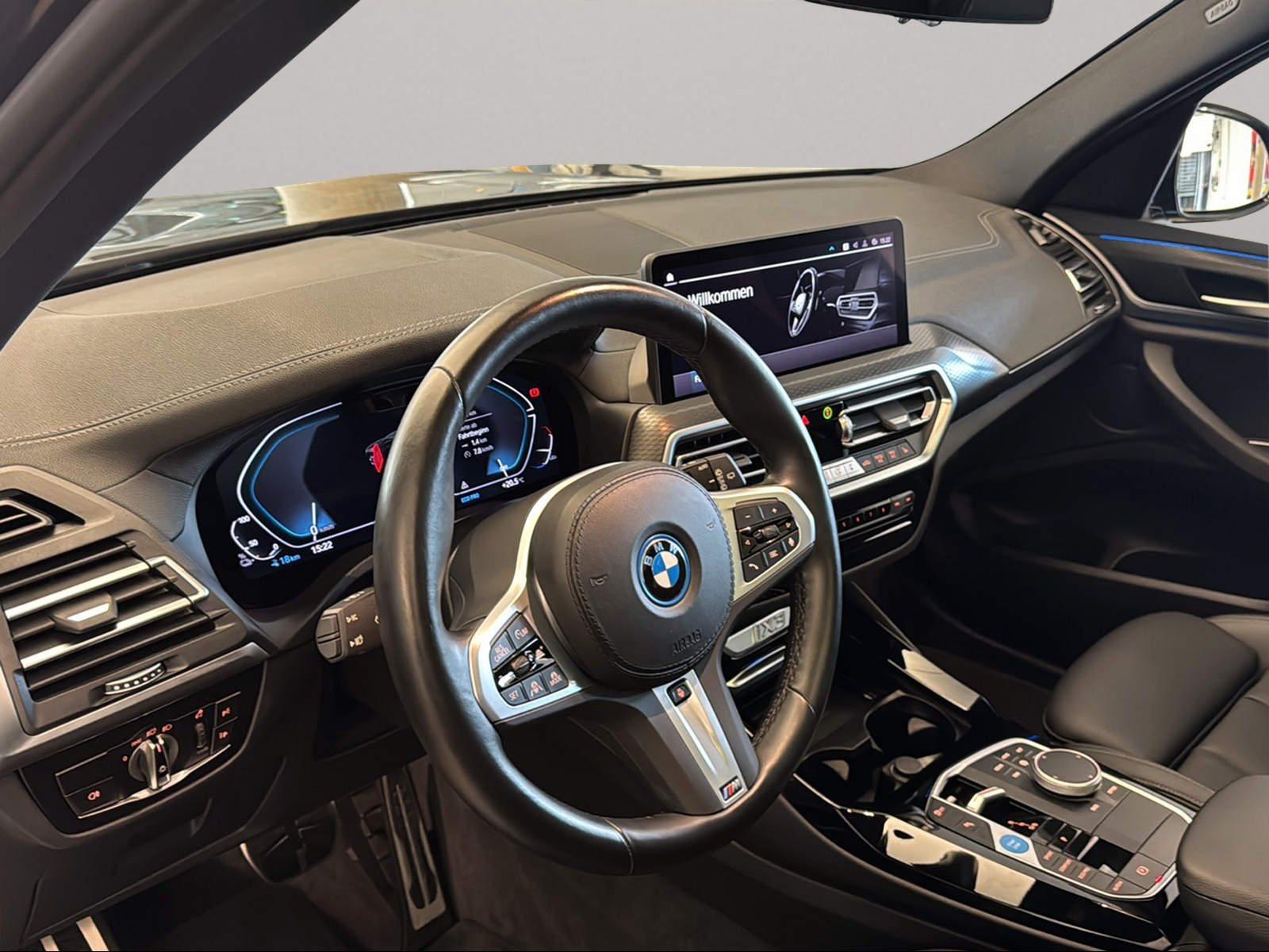 BMW iX3 – Bild 4