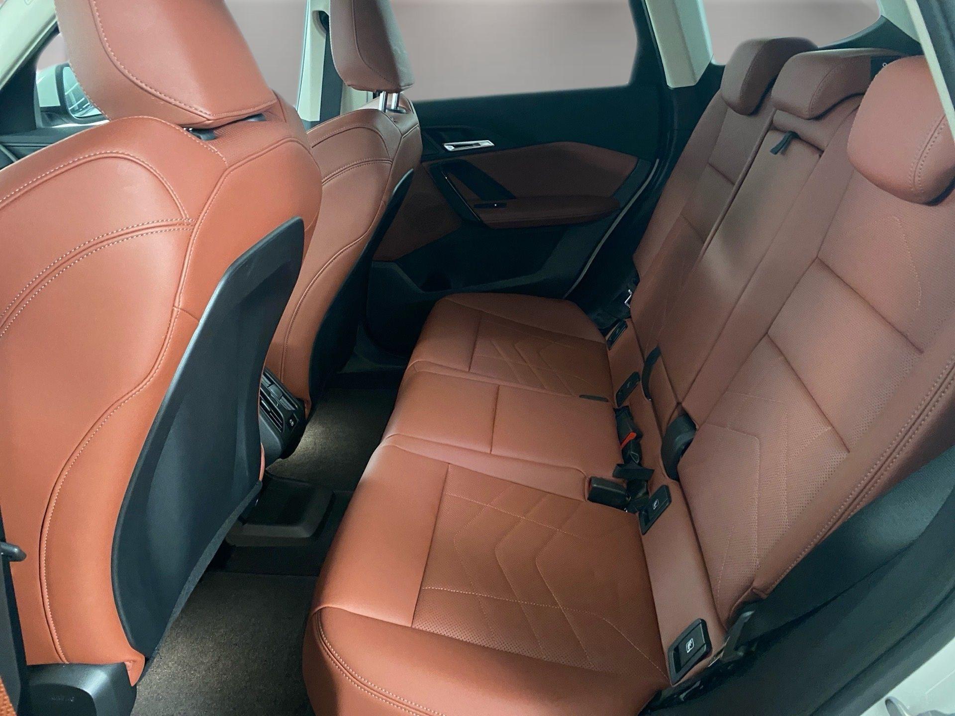BMW iX1 – Bild 8