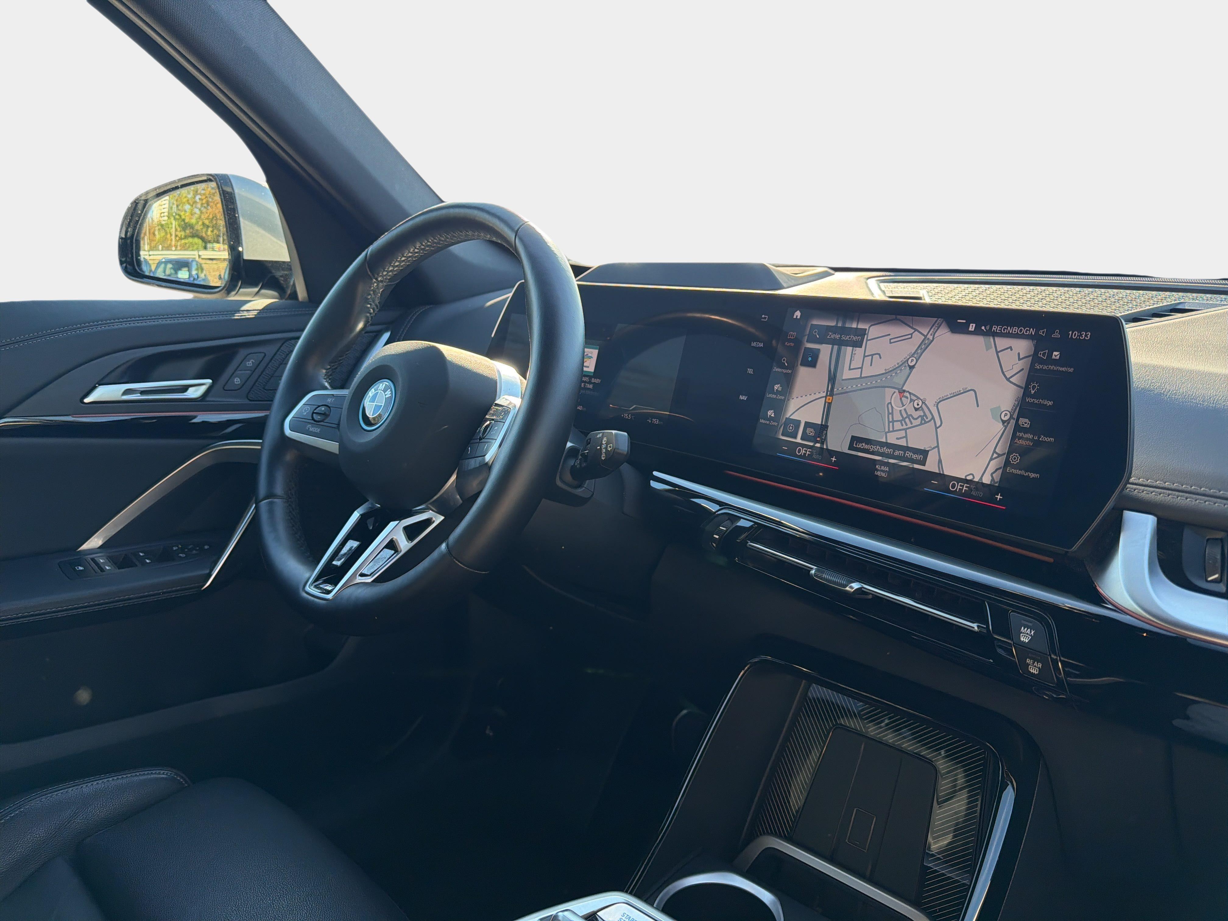 BMW iX1 – Bild 13