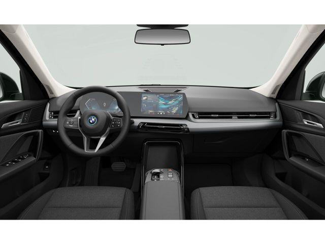BMW iX1 – Bild 8