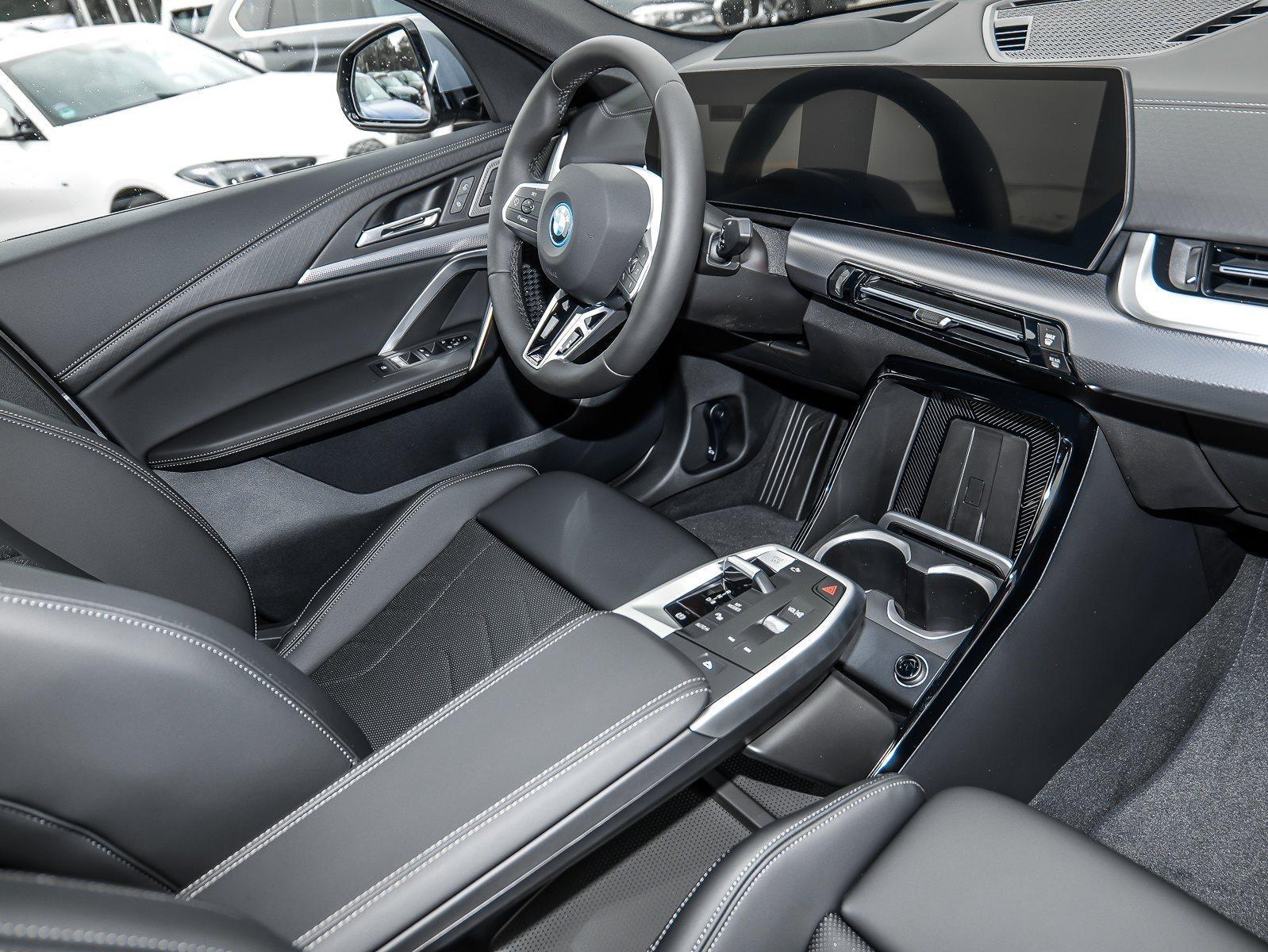 BMW iX2 – Bild 3