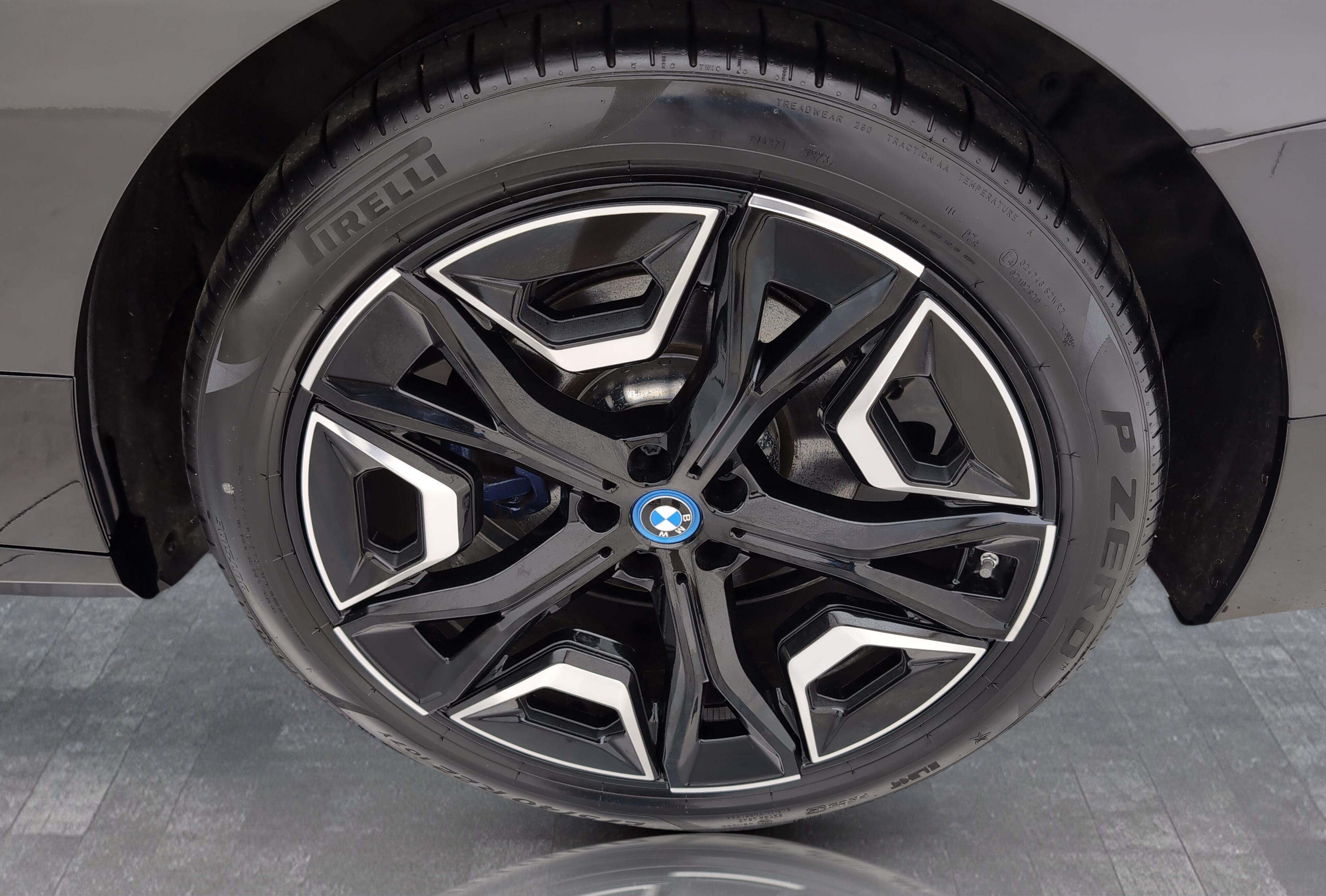 BMW iX – Bild 18