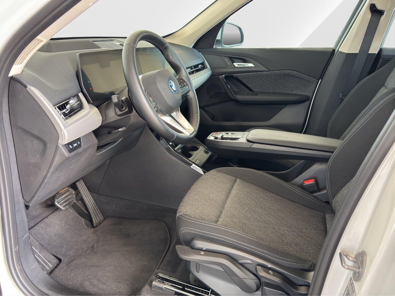 BMW iX1 – Bild 31