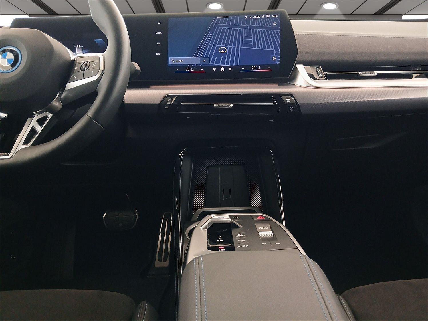 BMW iX2 – Bild 11