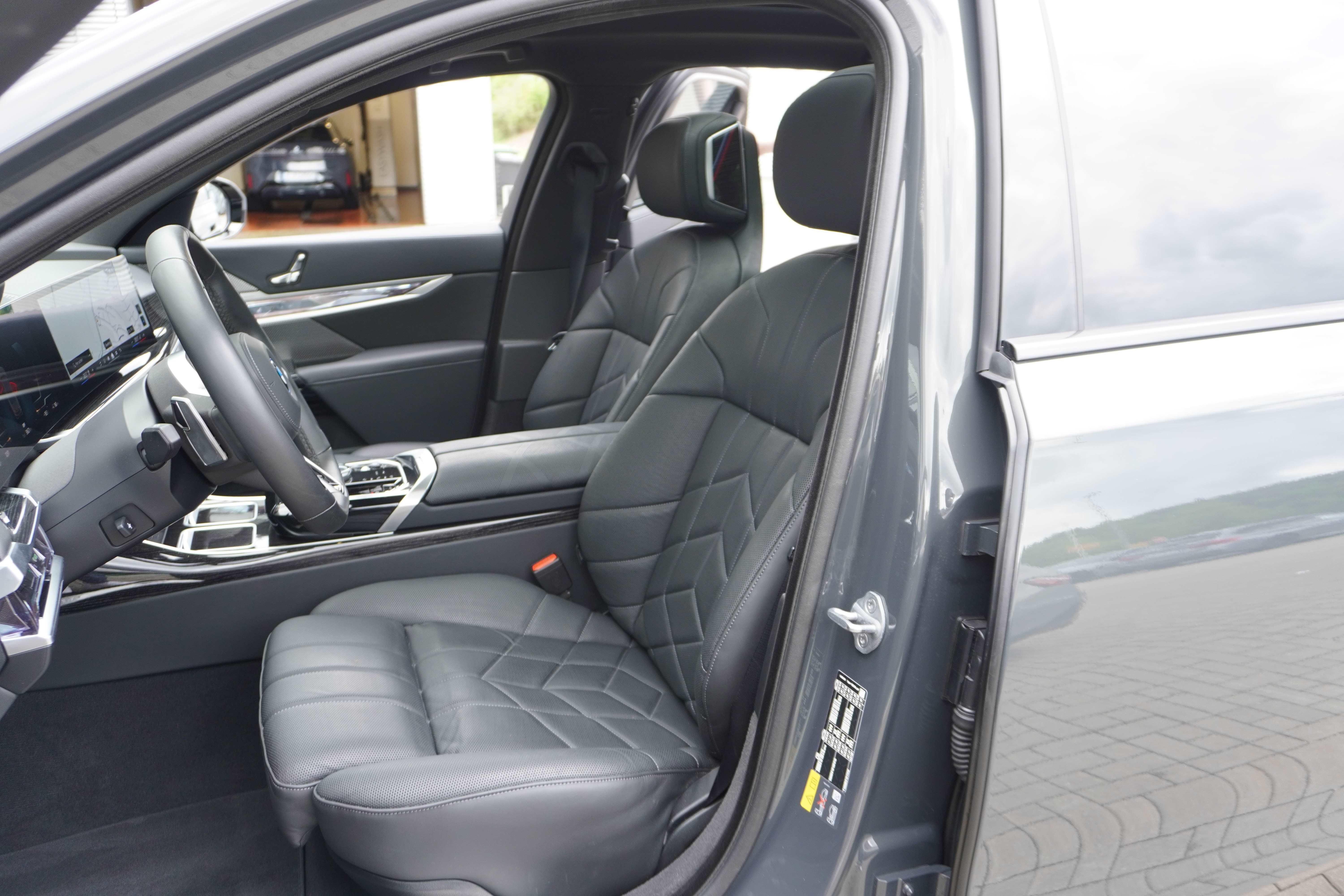 BMW i7 – Bild 19