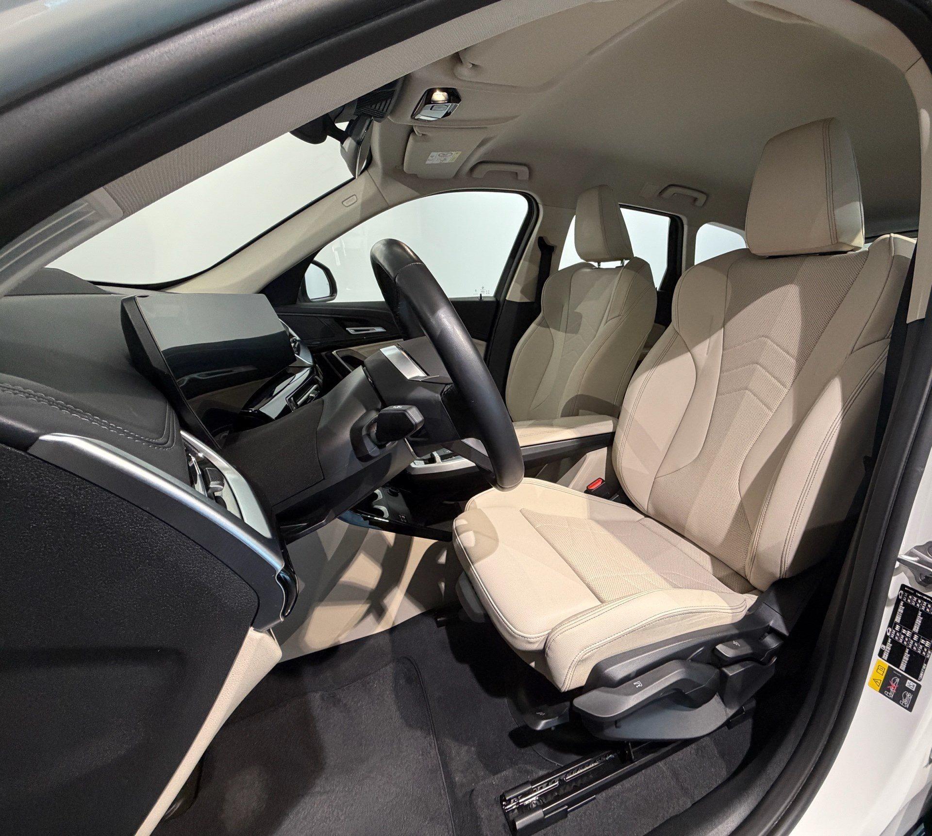 BMW iX1 – Bild 11