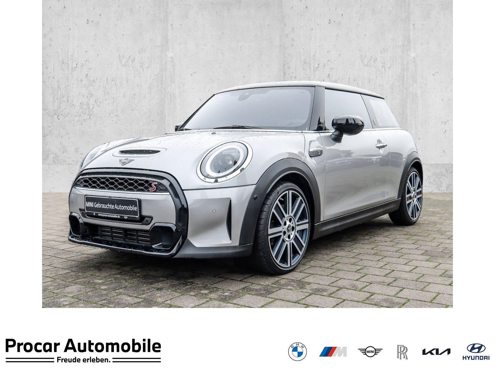 MINI MINI 2023