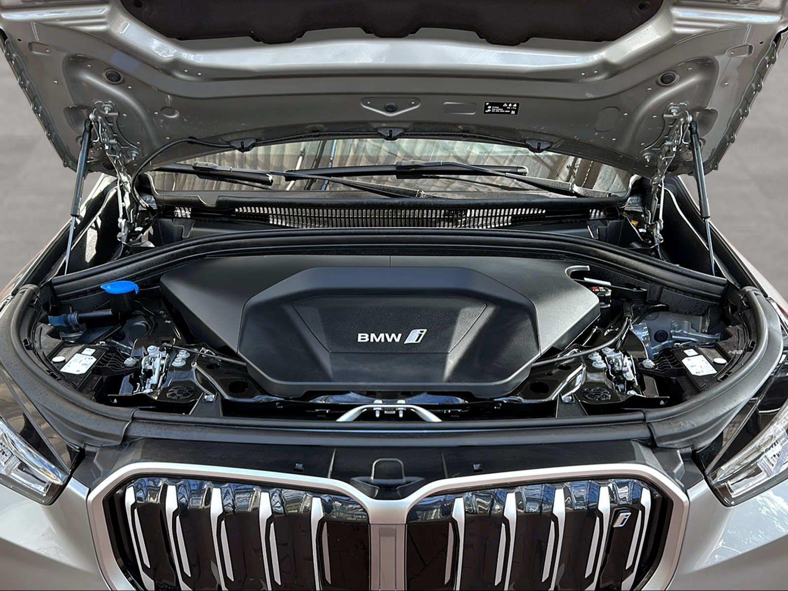 BMW iX1 – Bild 22