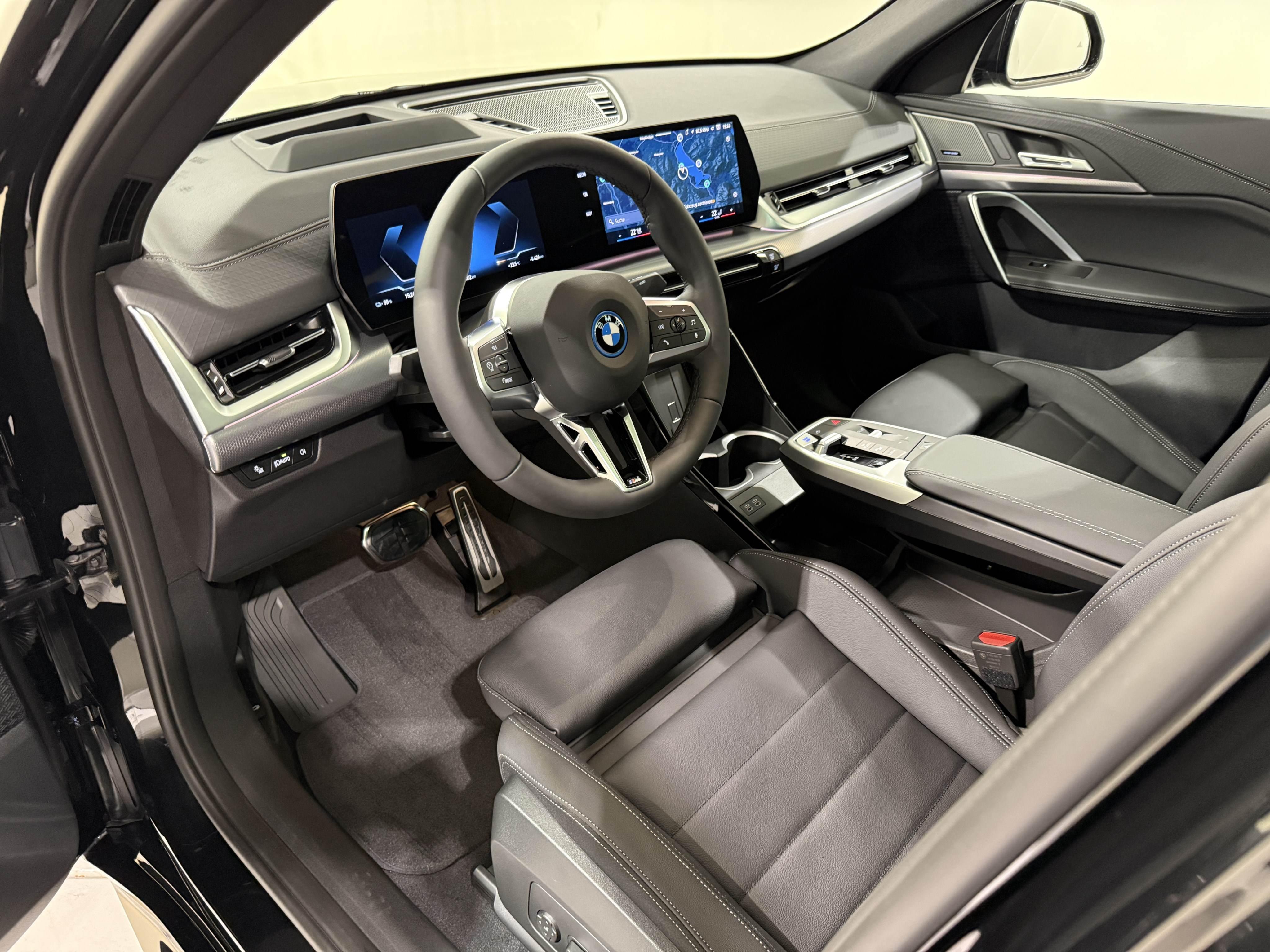 BMW iX2 – Bild 20