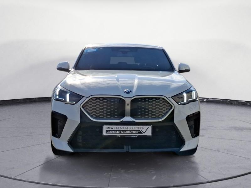 BMW iX2 – Bild 15