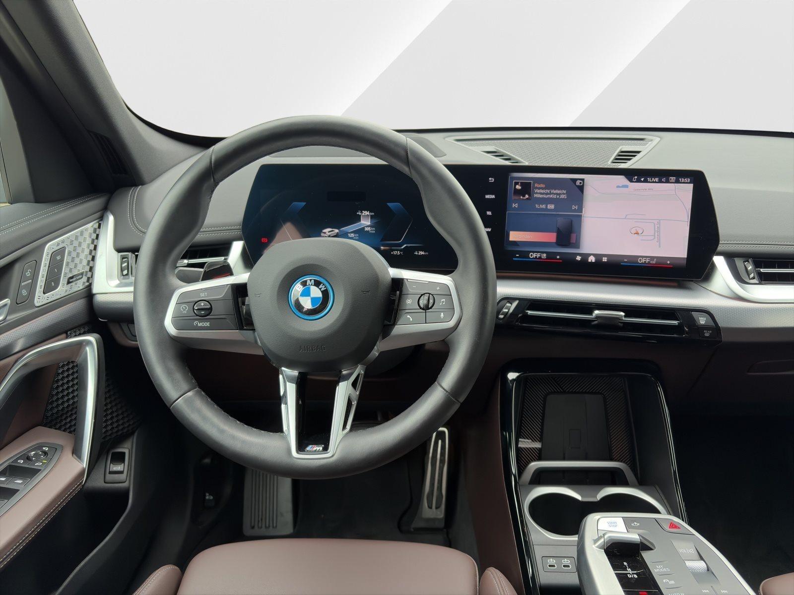 BMW iX1 – Bild 22