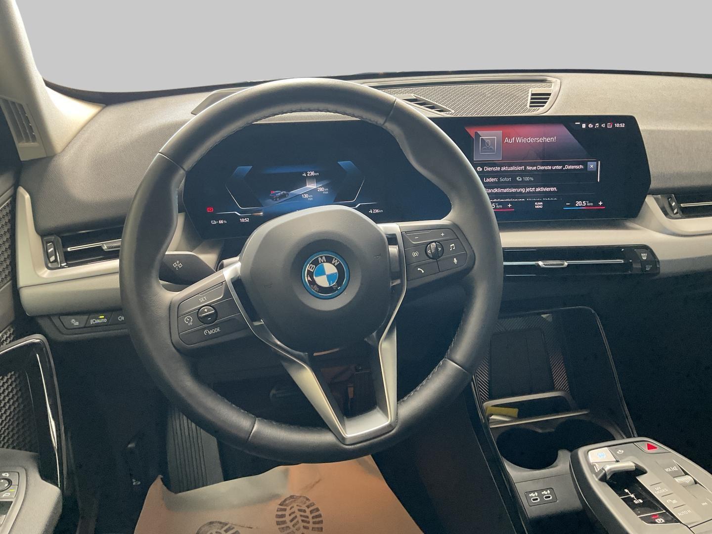 BMW iX1 – Bild 27