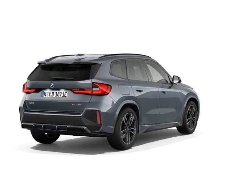 BMW iX1 – Bild 4