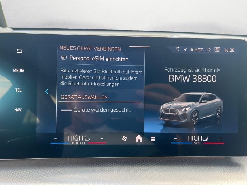 BMW iX2 – Bild 16