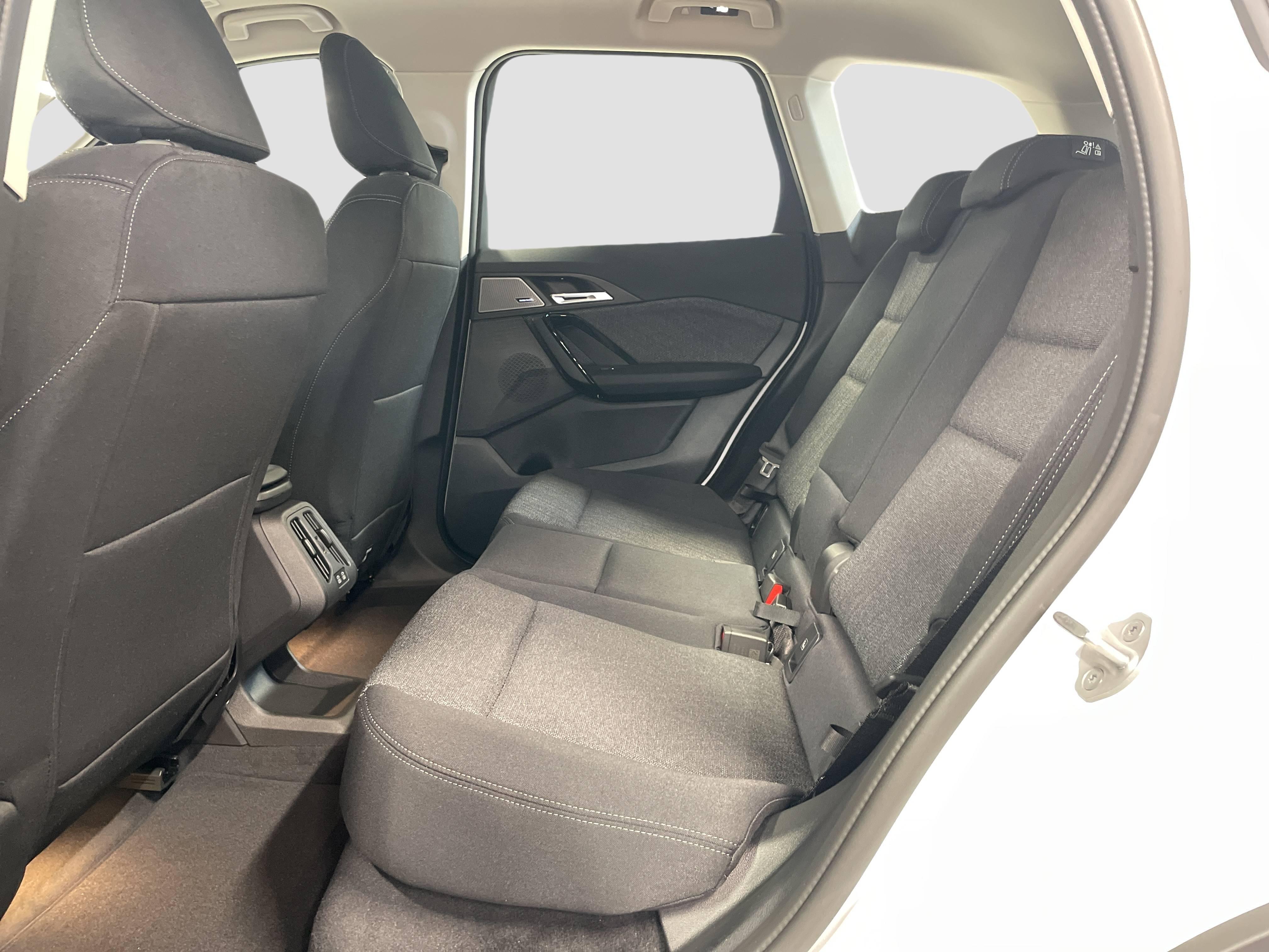 BMW iX1 – Bild 16