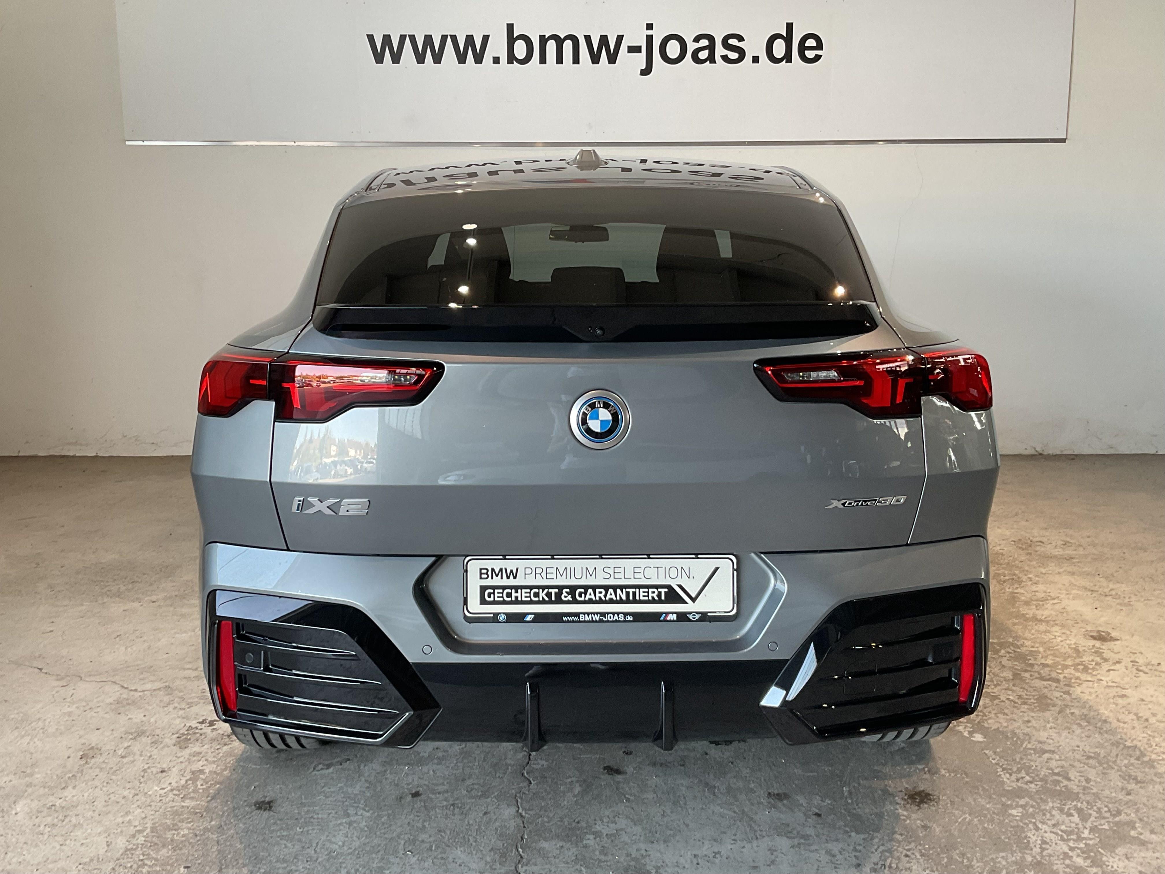 BMW iX2 – Bild 15