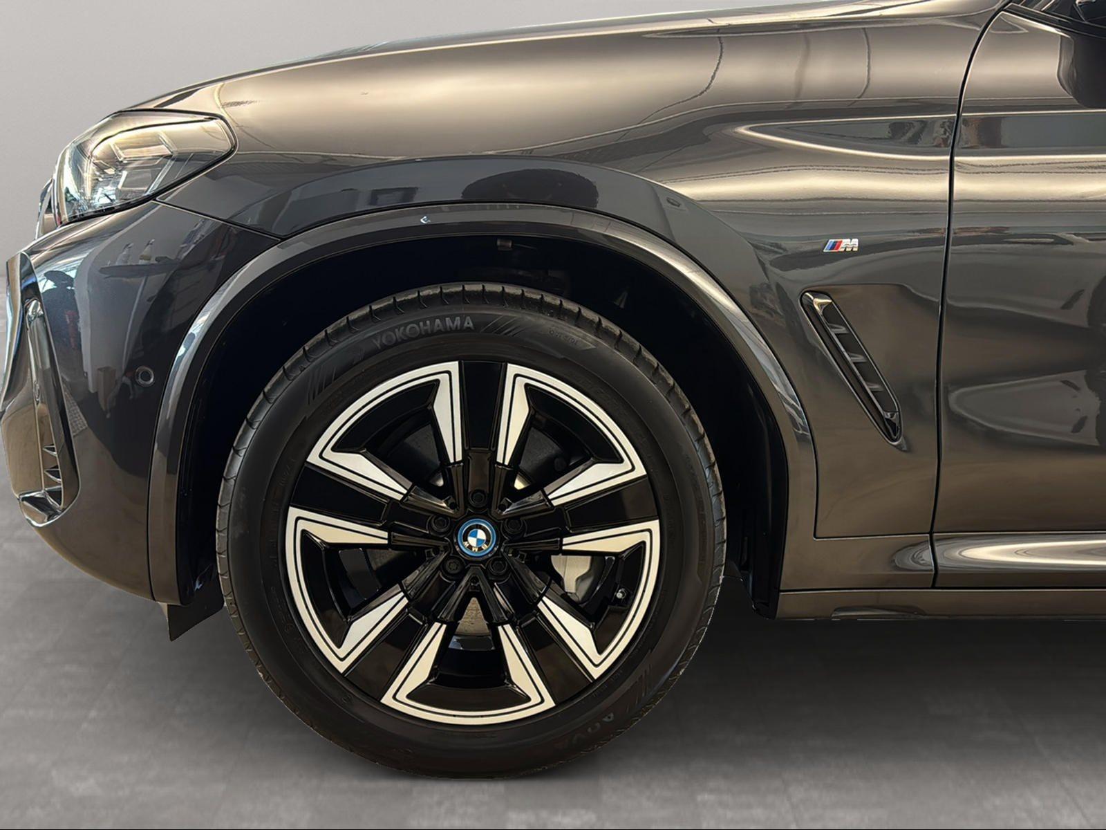 BMW iX3 – Bild 12