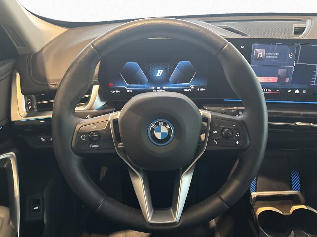 BMW iX1 – Bild 15