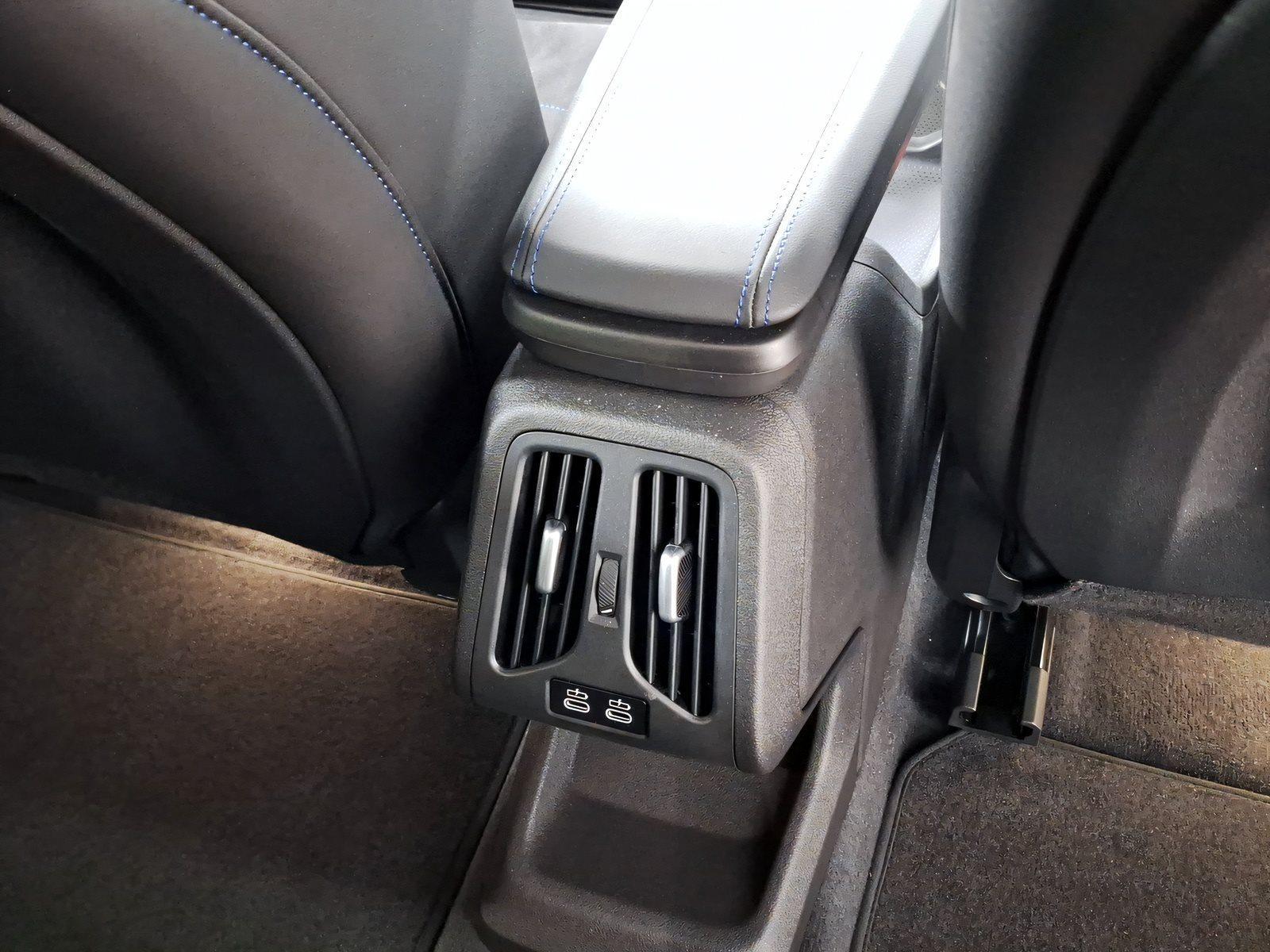 BMW iX2 – Bild 24