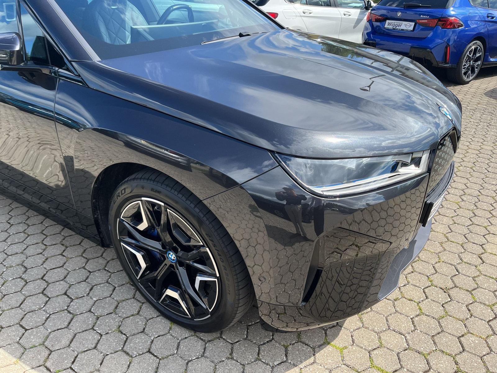 BMW iX – Bild 25