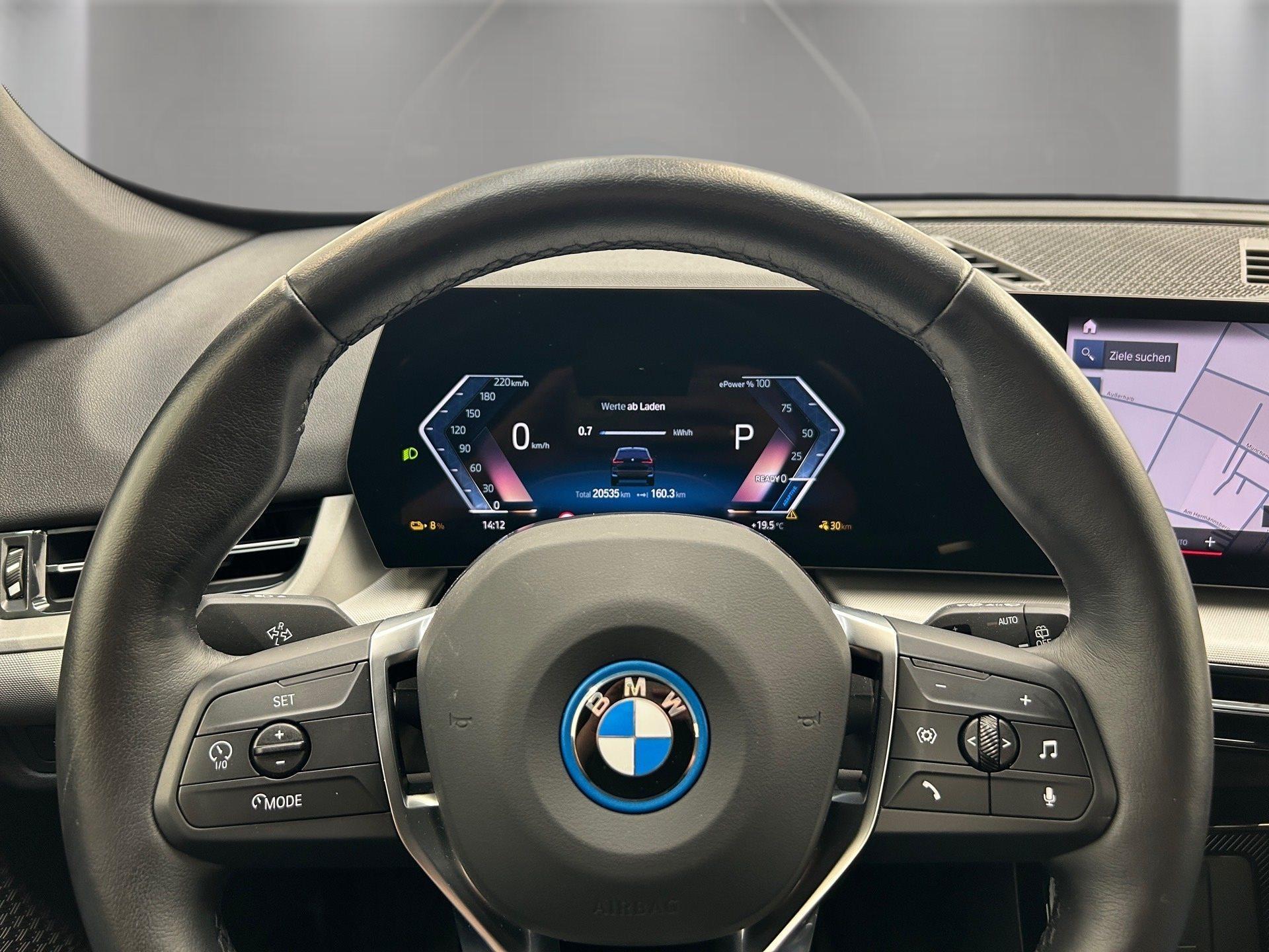 BMW iX1 – Bild 12
