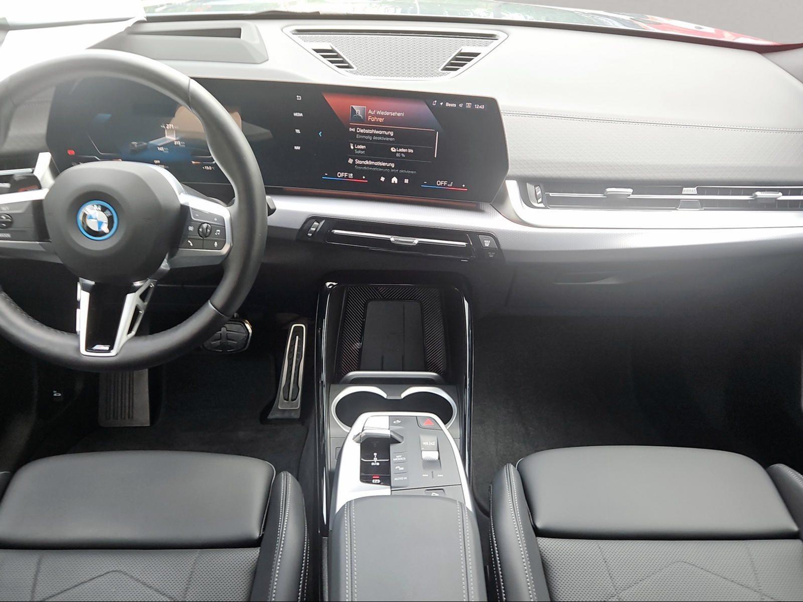 BMW iX2 – Bild 21
