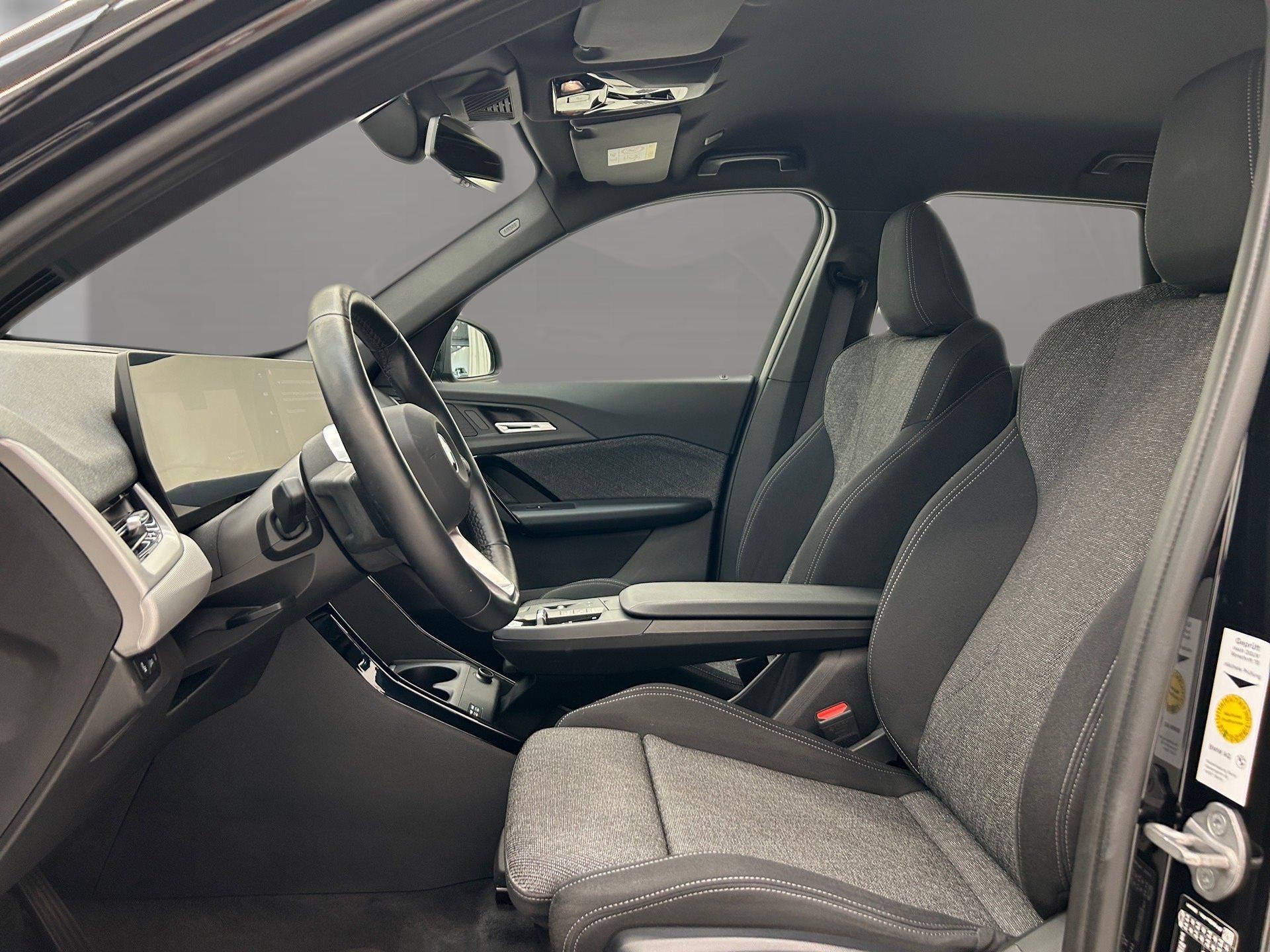 BMW iX1 – Bild 13
