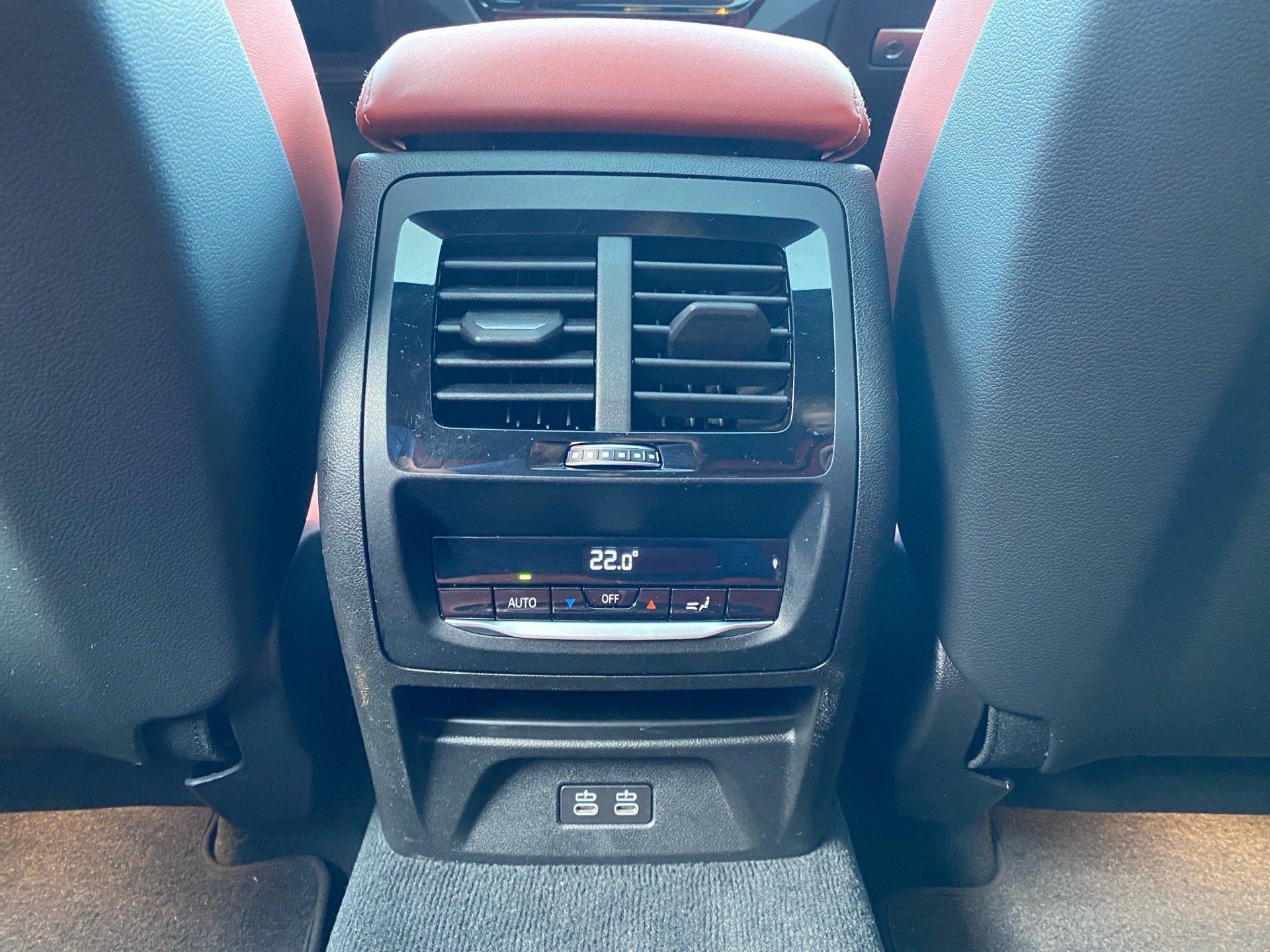 BMW X4M – Bild 8