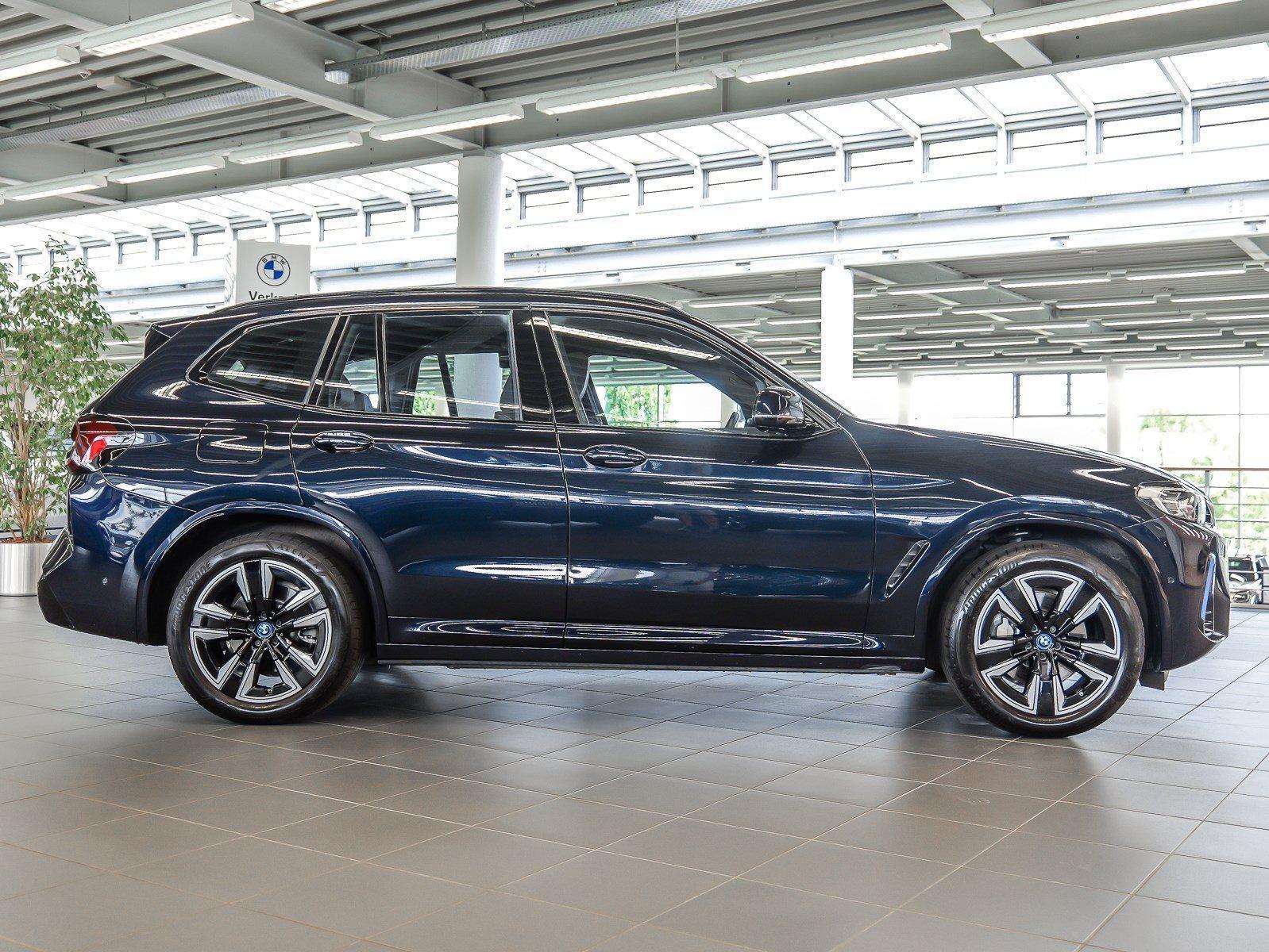 BMW iX3 – Bild 24