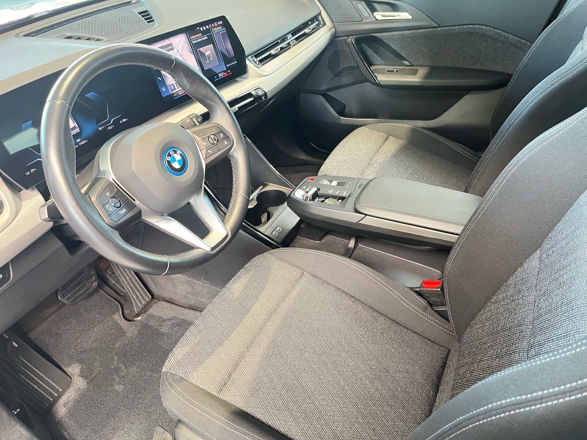 BMW iX1 – Bild 15
