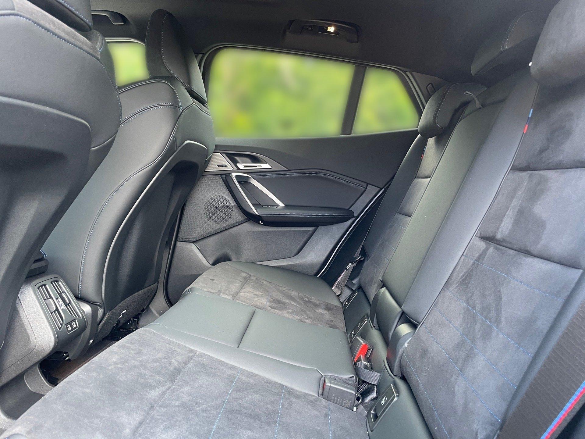 BMW iX2 – Bild 8
