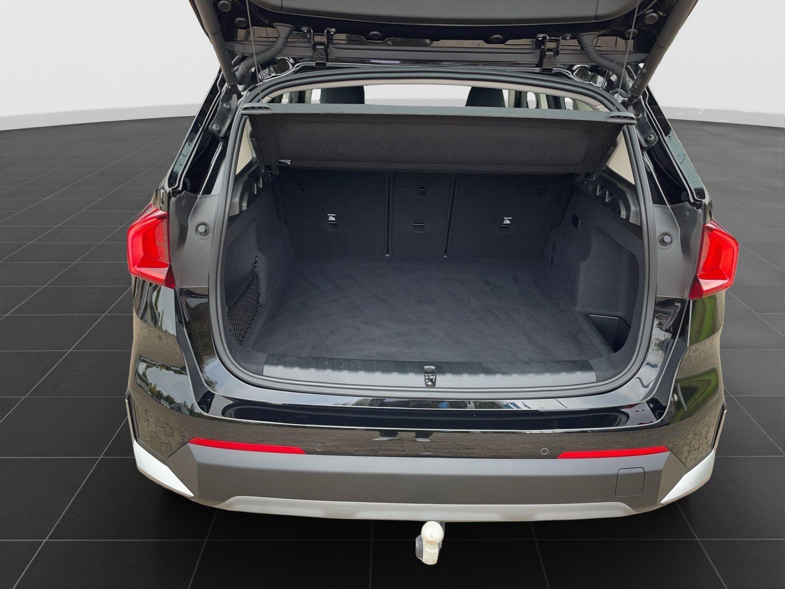 BMW iX1 – Bild 13