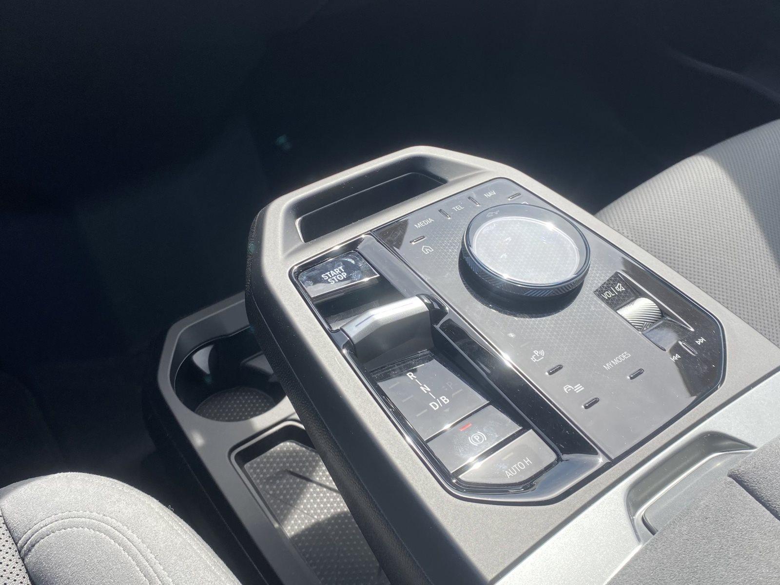 BMW iX – Bild 8