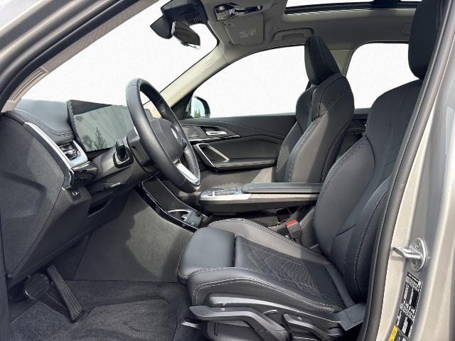 BMW iX1 – Bild 10