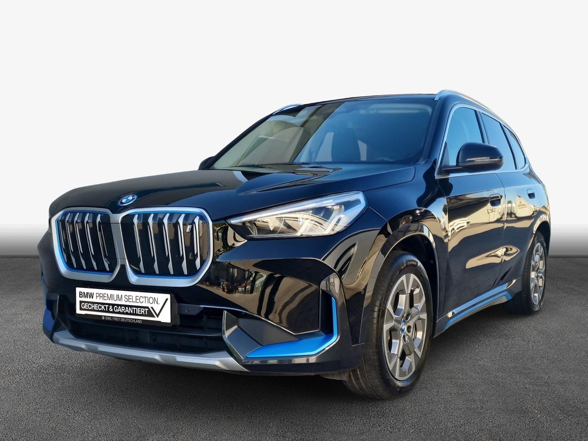 BMW iX1