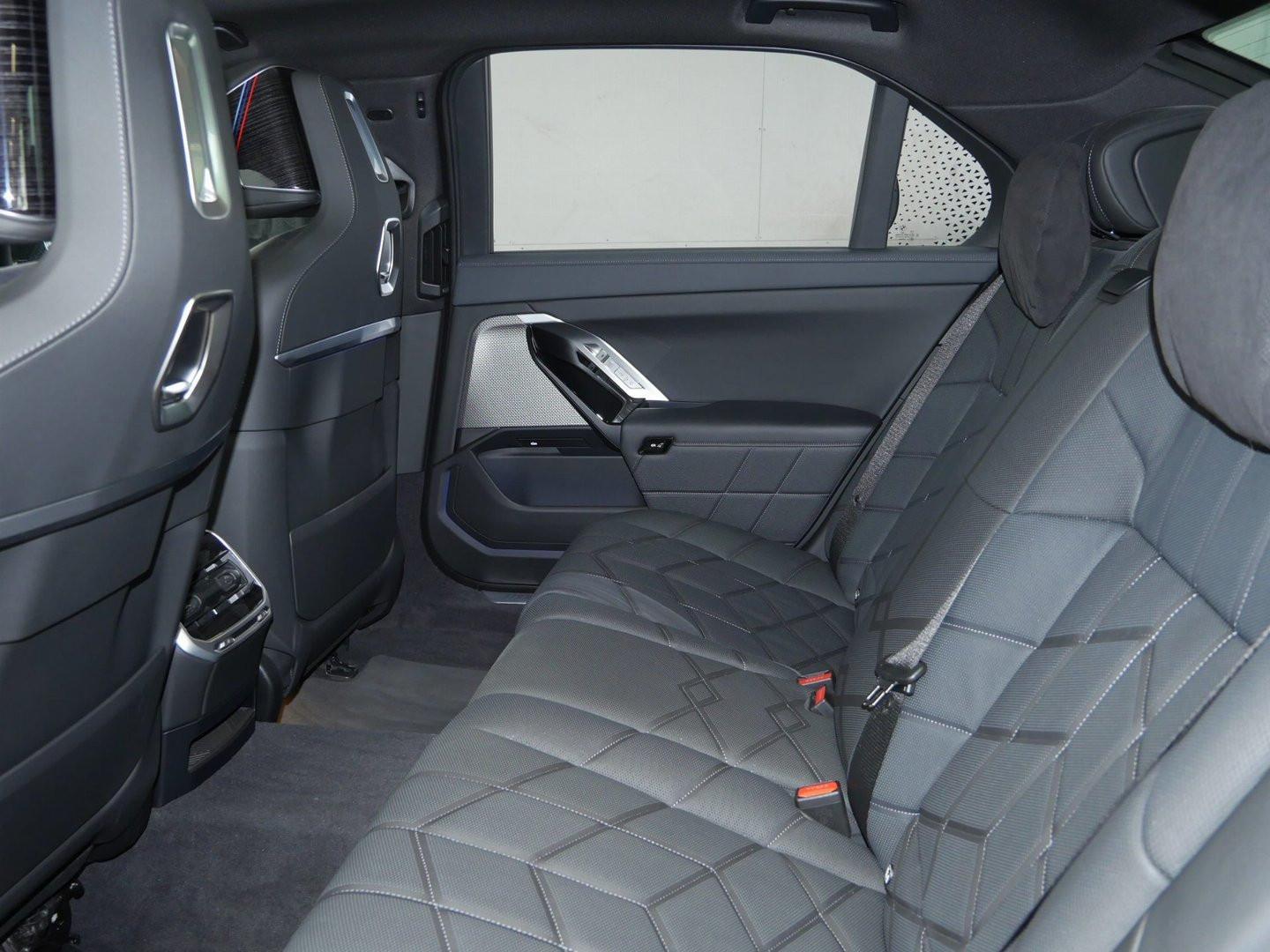 BMW 7er – Bild 23
