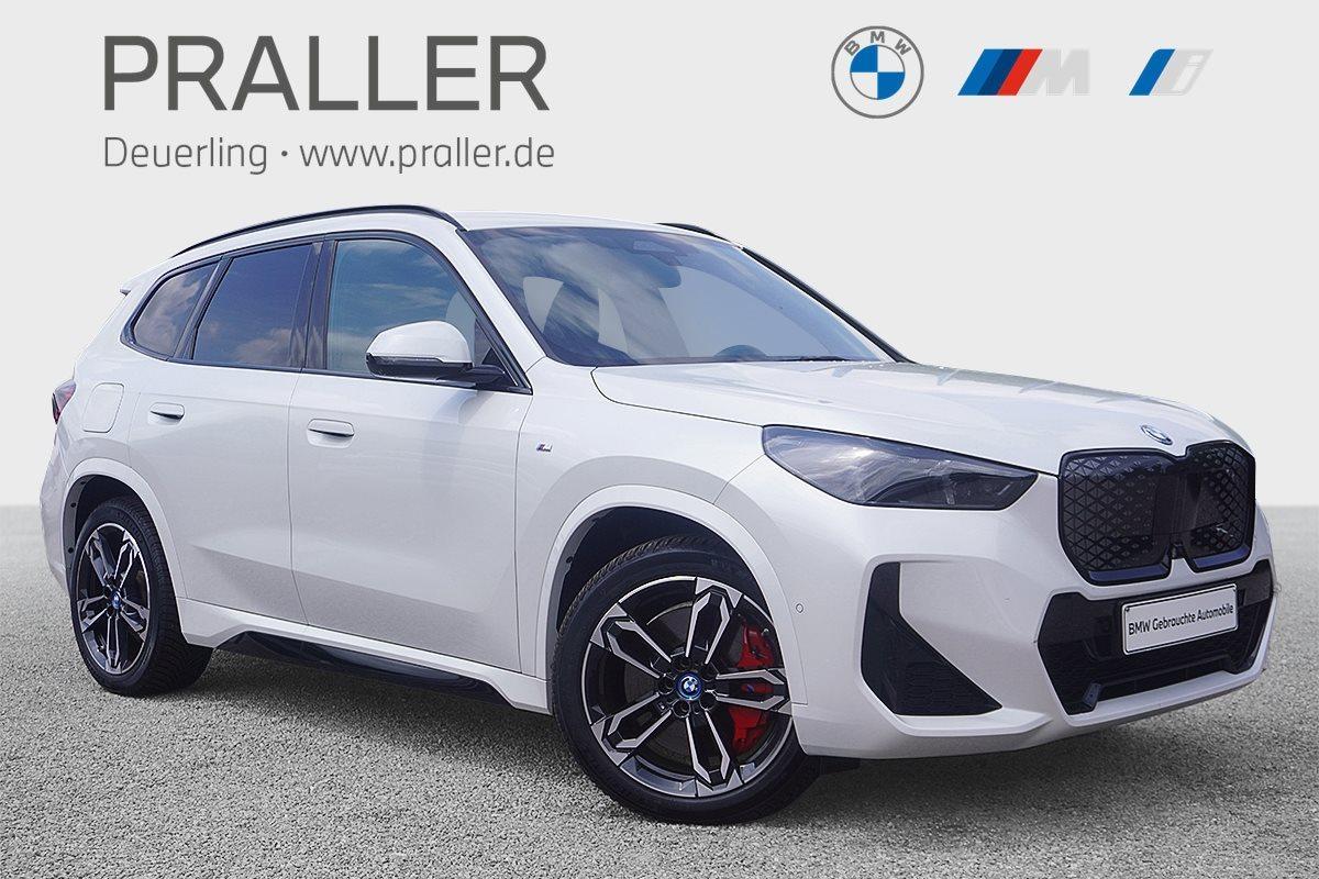 BMW iX1 2024