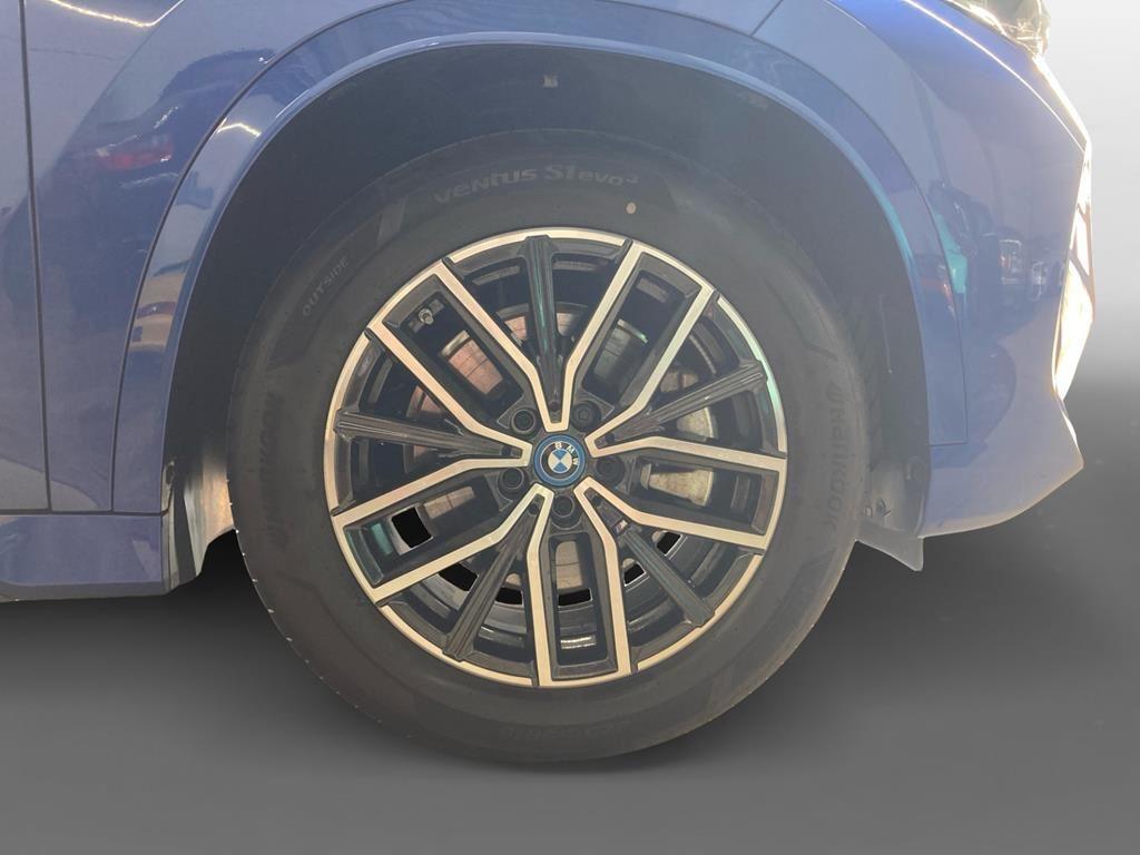 BMW iX1 – Bild 4