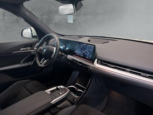 BMW iX1 – Bild 14