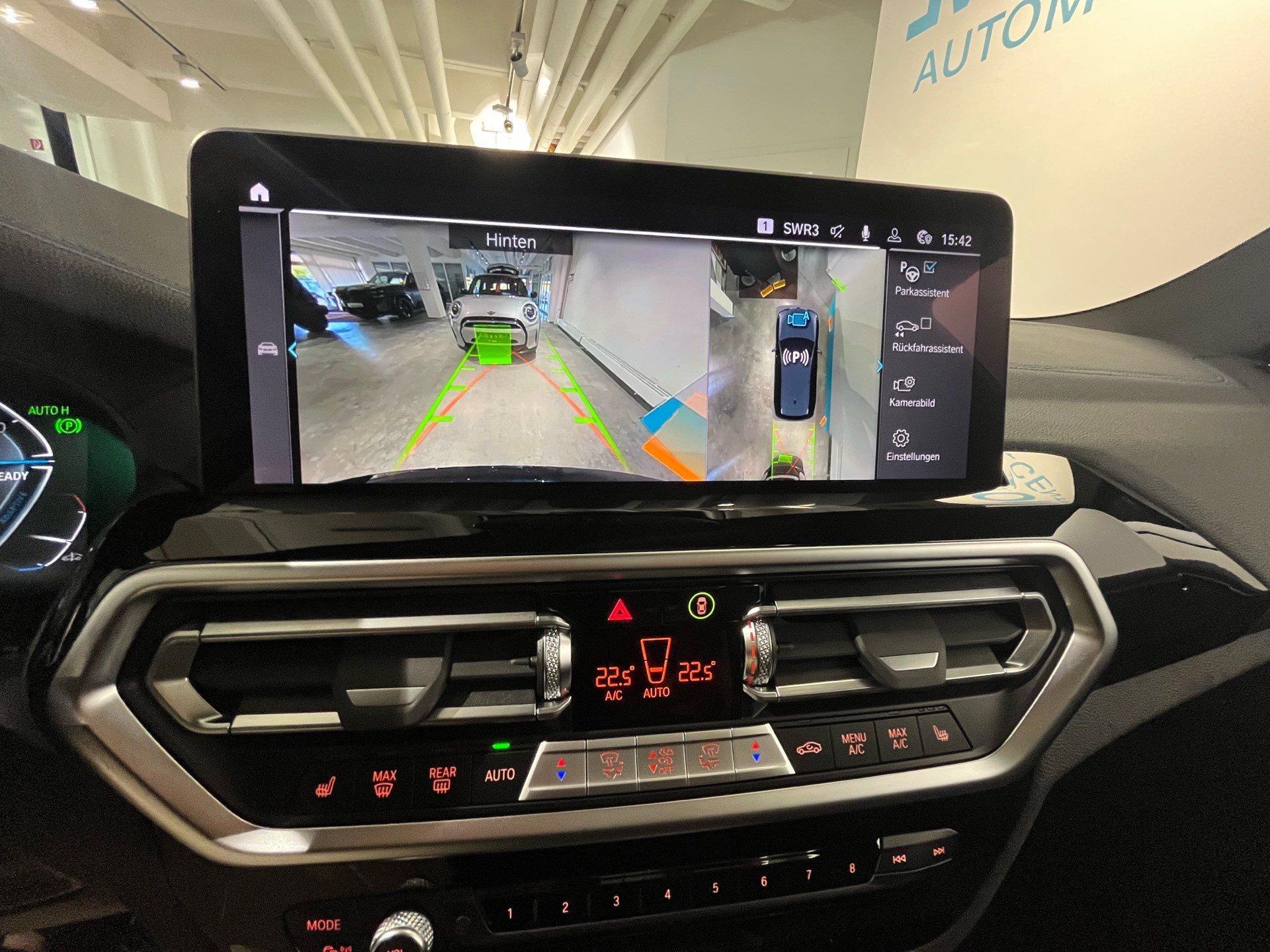 BMW iX3 – Bild 14