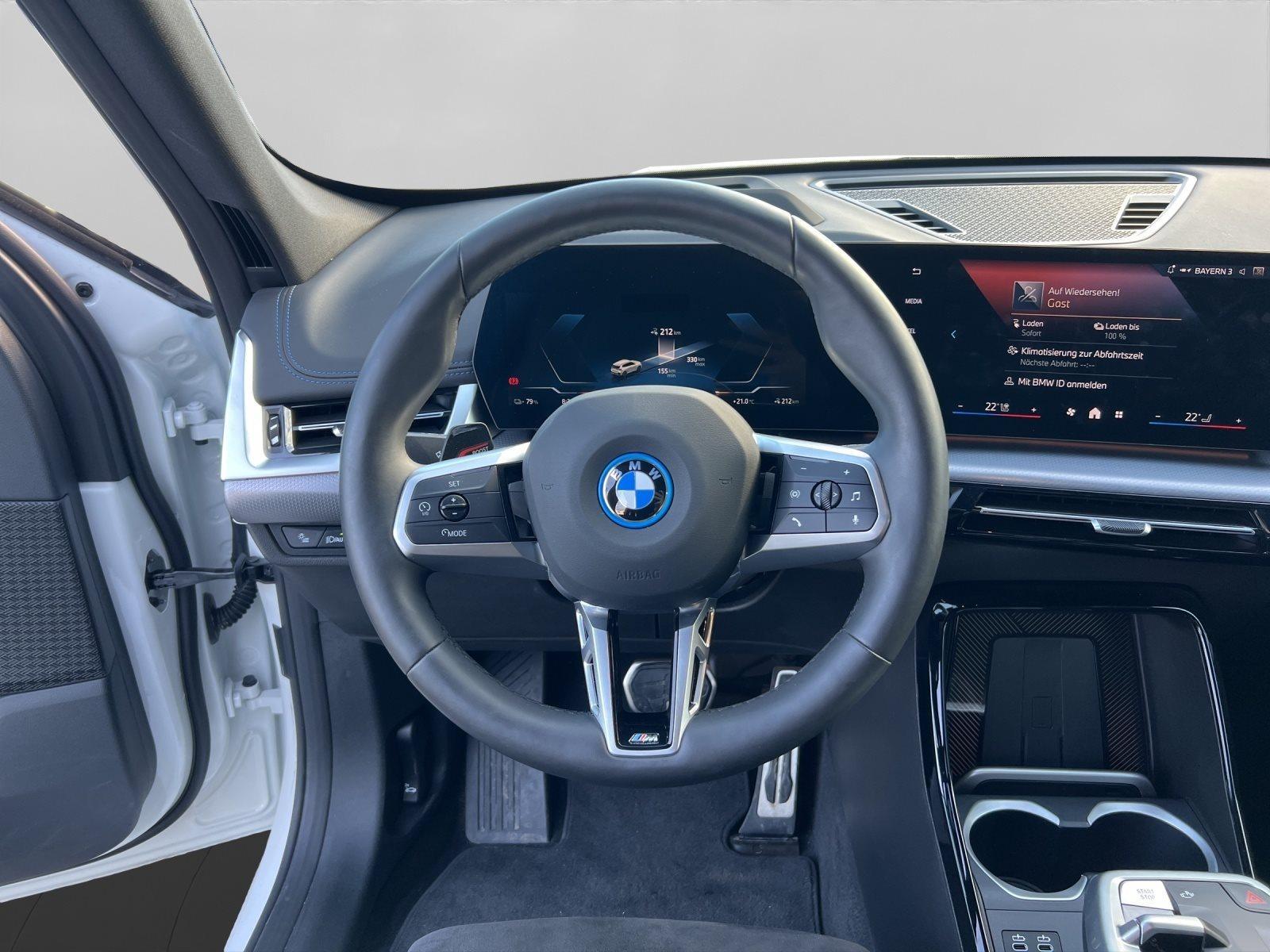 BMW iX1 – Bild 9