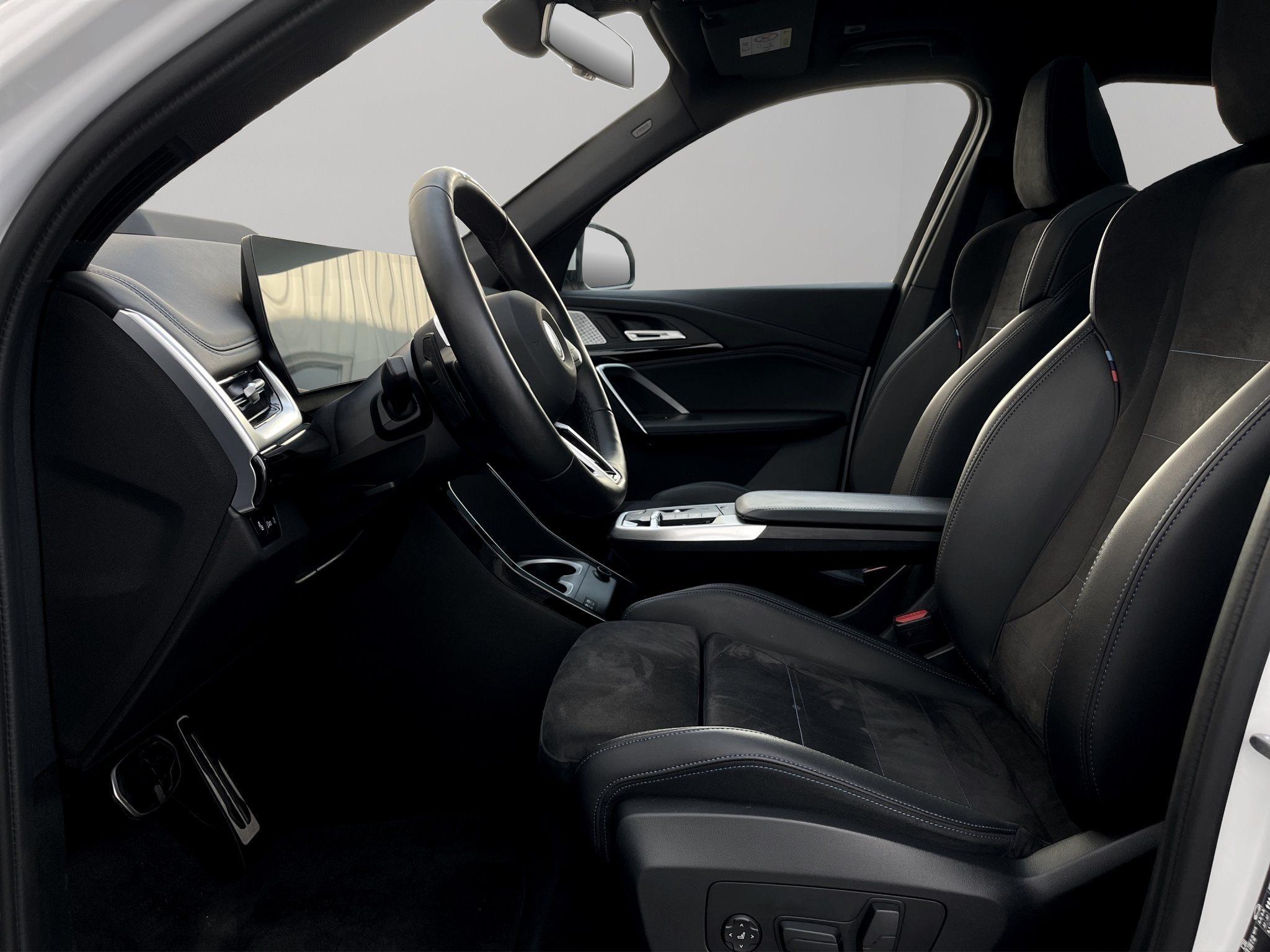 BMW iX1 – Bild 12