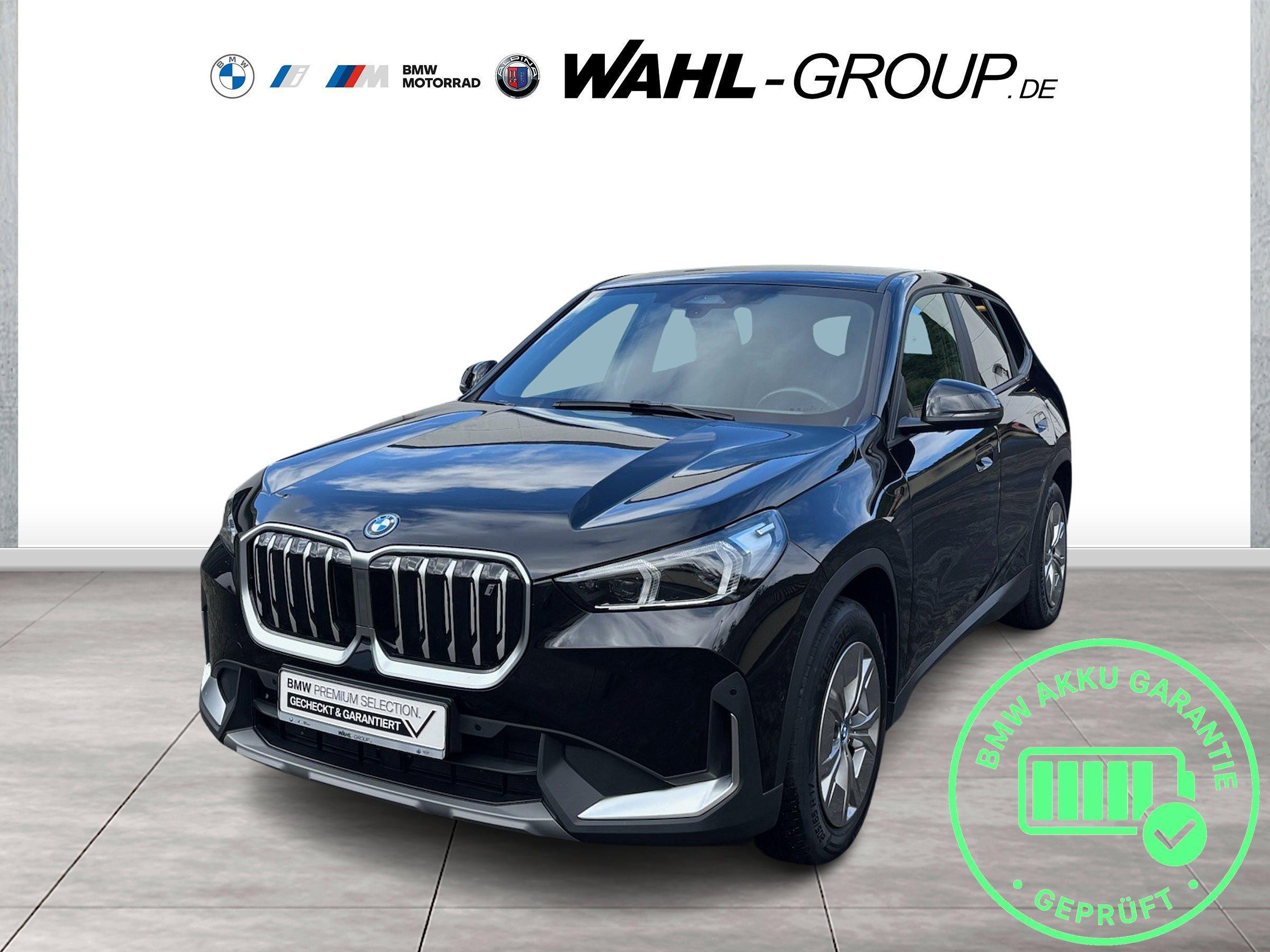 BMW iX1